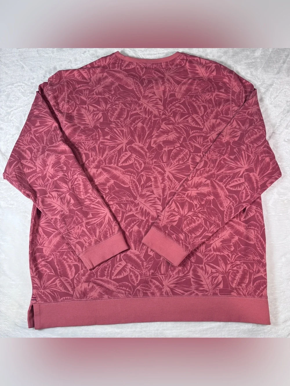 Tommy Bahama Men's Rose Pink Tropical Jacquard Crewneck Sweater - Leaf Pattern